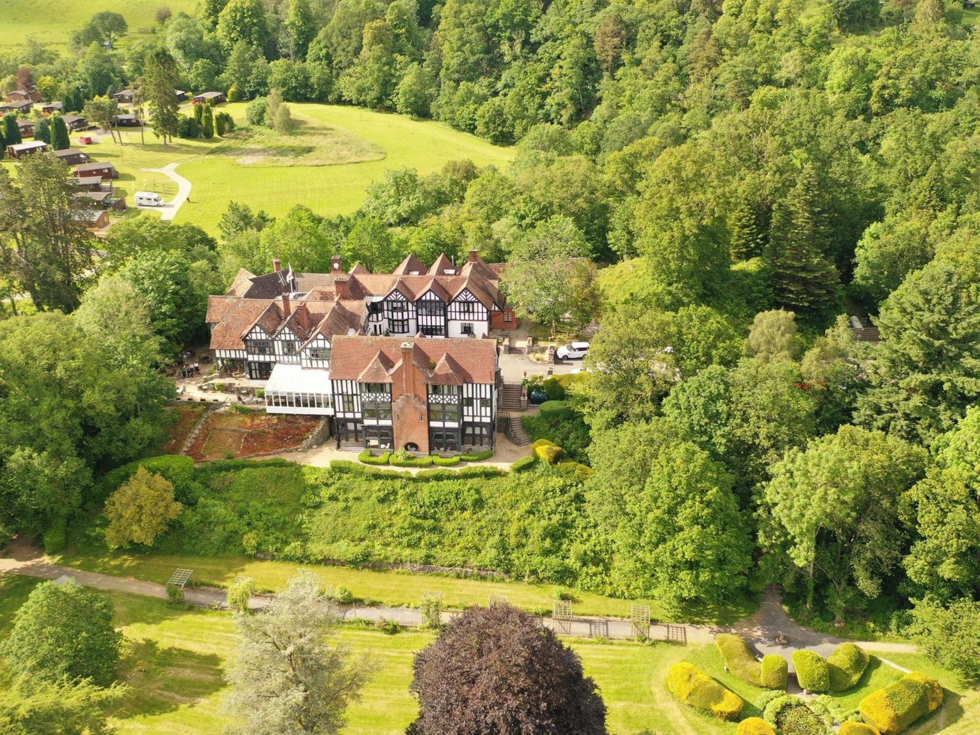 Вілла Caer Beris Manor By Group Retreats Білт-Веллс Екстер'єр фото