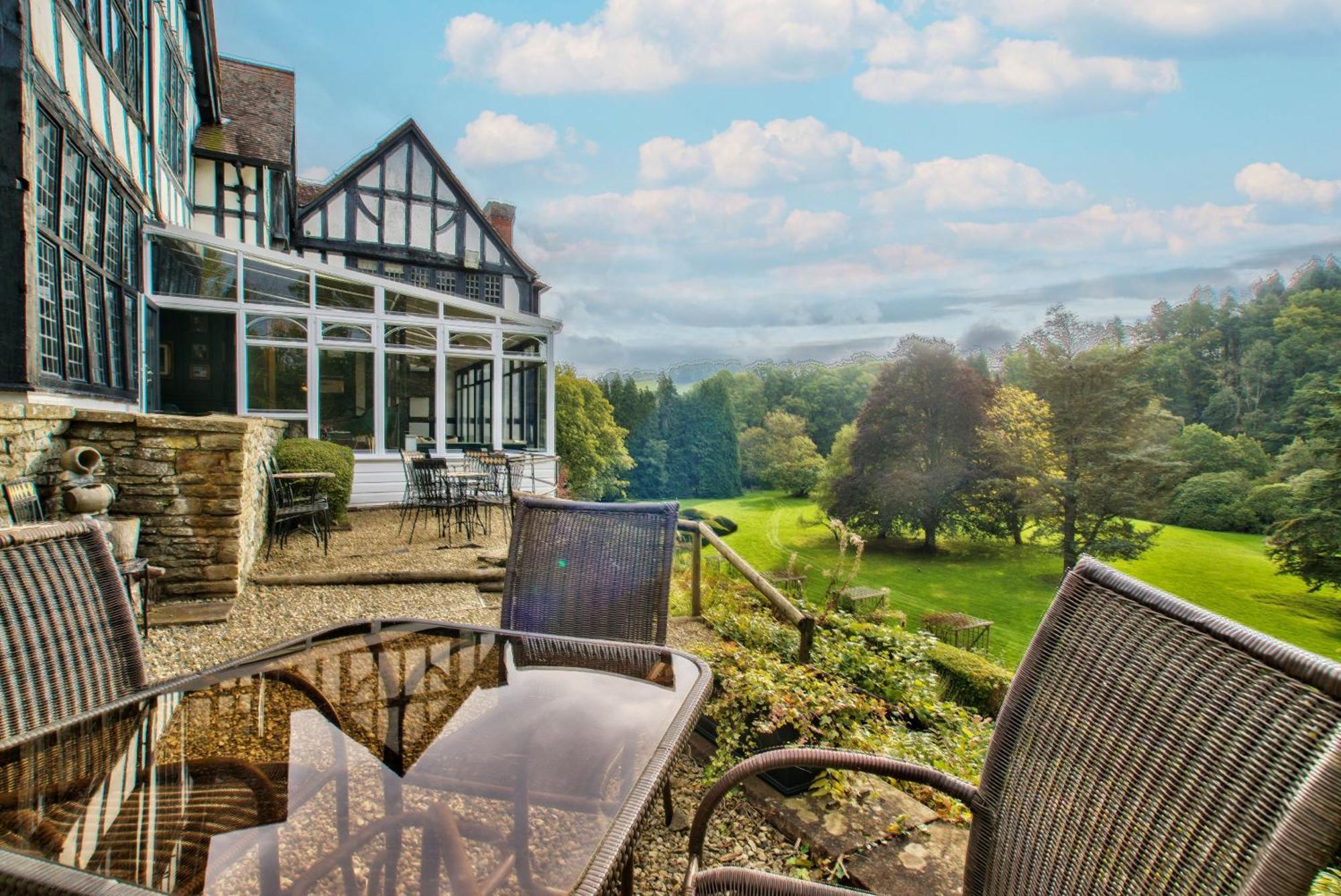 Вілла Caer Beris Manor By Group Retreats Білт-Веллс Екстер'єр фото